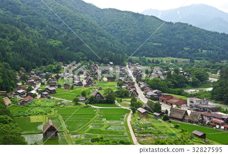 Scenery of Shirakawa-go in summer, Shirakawa-mura, Gifu Prefecture Scenery of Shirakawa-go in summer, Shirakawa-mura, Gifu Prefecture 32827595