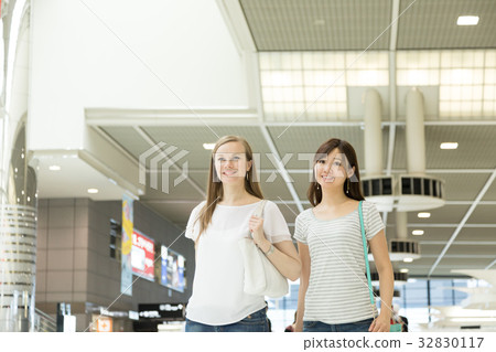 Inbound tourist image Inbound tourist image 32830117