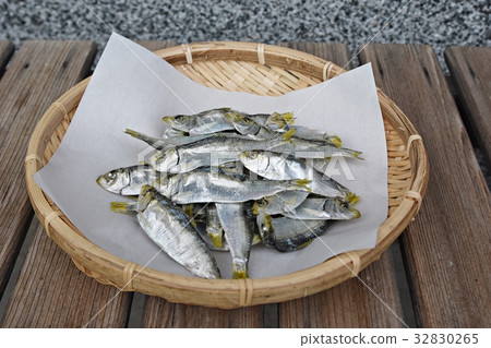 Boiled Mamakari 32830265
