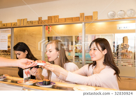 Inbound tourist image 32830924