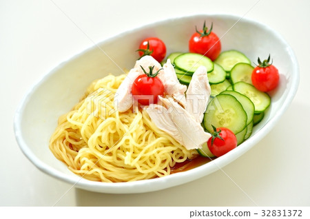 A simple summer 'Cold Chinese' style served. Sliced cucumber, chicken breast meat boiled, served with mini tomato. A simple summer 'Cold Chinese' style served. Sliced cucumber, chicken breast meat boiled, served with mini tomato. 32831372