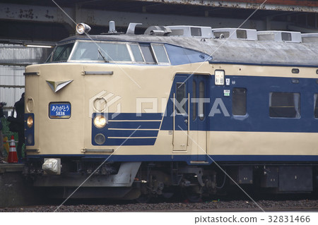 Retired driving train of 583 Akita car 32831466