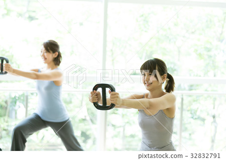 Fitness gym image 32832791