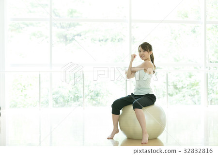 Fitness gym image 32832816