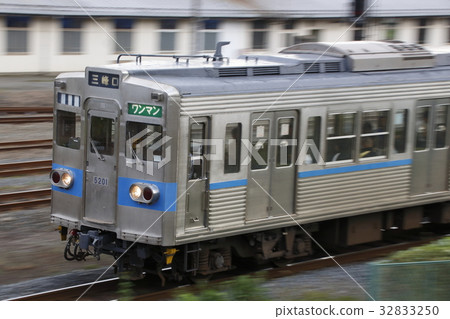 [CR] Chichibu Railway Chichibu Main Line 5000 Series Train (formerly the Mita Subway Line Train) 32833250
