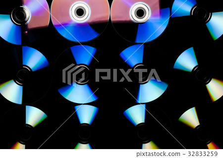 Optical disc 32833259
