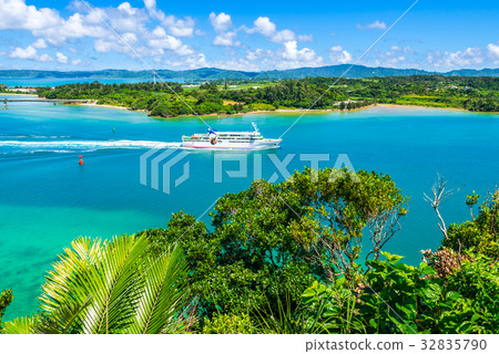 沖繩海和渡輪上顏 32835790