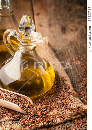 flax seeds and linseed oil flax seeds and linseed oil 32837174