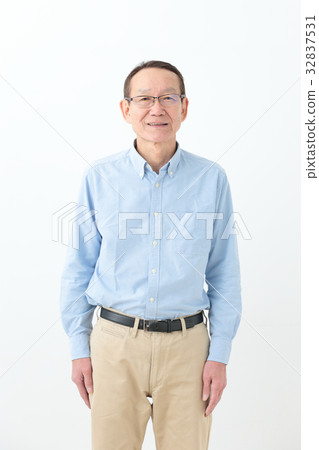 Senior male Senior male 32837531