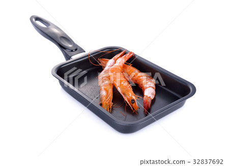 sweet Shrimps stretch boiled in pan on white sweet Shrimps stretch boiled in pan on white 32837692