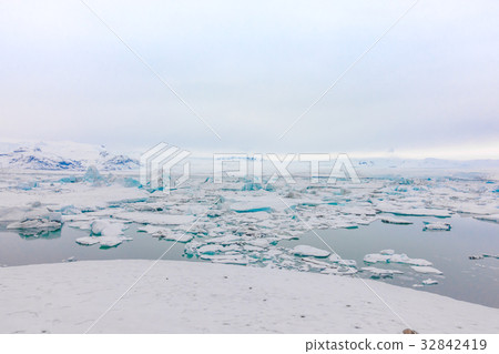 Icebergs in Glacier Lagoon, Iceland . Icebergs in Glacier Lagoon, Iceland . 32842419