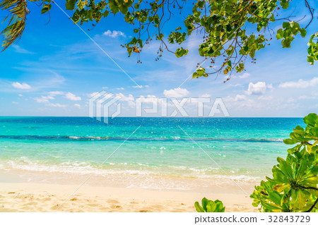 Beautiful tropical Maldives island with white sandy beach and sea . Beautiful tropical Maldives island with white sandy beach and sea . 32843729