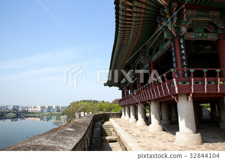 Jinju城堡，Hwaseong堡壘，晉州市，Gyeongnam，韓國 32844104