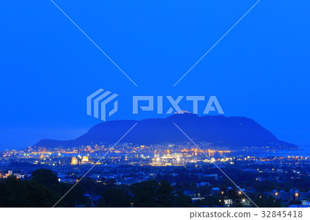 Hakodate night view 32845418