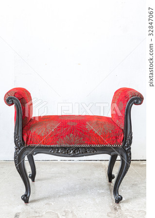 Red Vintage Chair 32847067