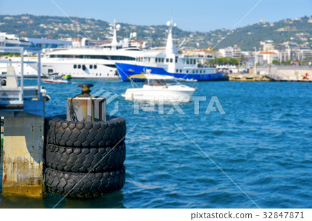 Port of Cannes, France Port of Cannes, France 32847871
