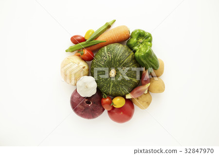 Vegetables of local production Vegetables of local production 32847970