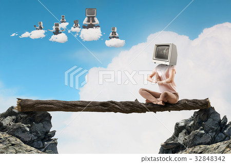 Problem of television addiction . Mixed media 32848342