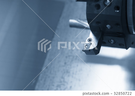 CNC lathe cutting  tool 32850722