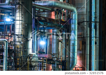 Keihin Industrial Area · factory Night view Keihin Industrial Area · factory Night view 32851576
