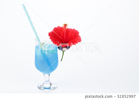 Memories of summer days 32852997