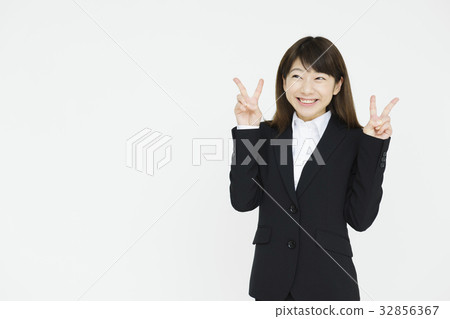 商業年輕女人 32856367