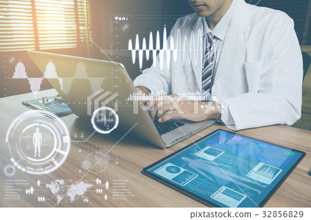 Male doctor 32856829