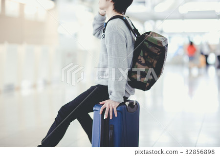 機場背包客 機場背包客 32856898