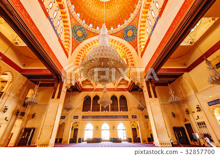 Mohammad Al-Amine清真寺（黎巴嫩，貝魯特） 32857700