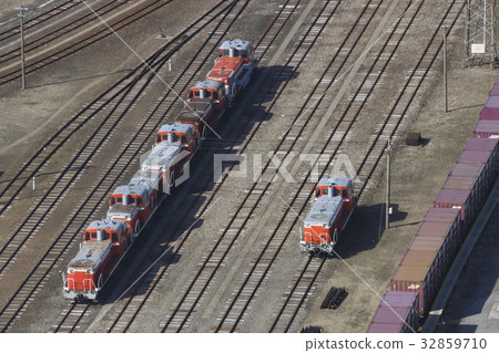 Akita Port DE 10 32859710