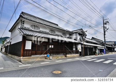 岡山縣八幡町的城市景觀 32859734