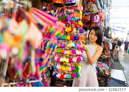 Young woman shopping at street market 32862557