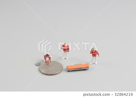 mini frist aid of Finance with coins mini frist aid of Finance with coins 32864219