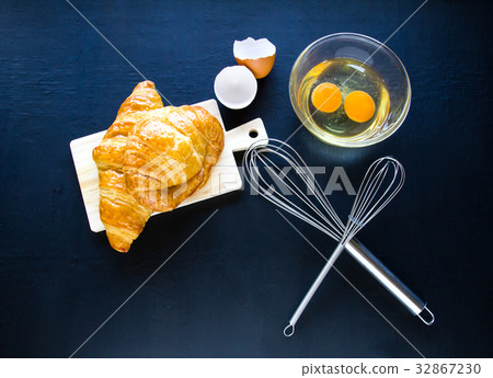 Homemade breads or bun on wood background 32867230