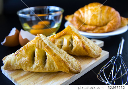 Homemade breads or bun on wood background 32867232