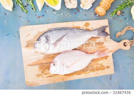 fresh sea fish preparation fresh sea fish preparation 32867436