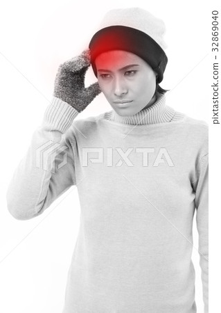 sick woman suffering from headache sick woman suffering from headache 32869040