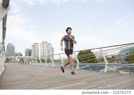 Sports, Jogging, Snake Bridge, Yeouido, Yeongdeungpo-gu, Seoul 32870273