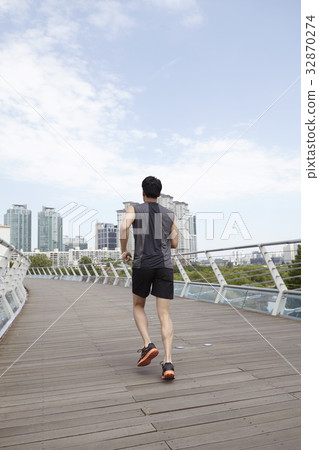 Sports, Jogging, Snake Bridge, Yeouido, Yeongdeungpo-gu, Seoul 32870274