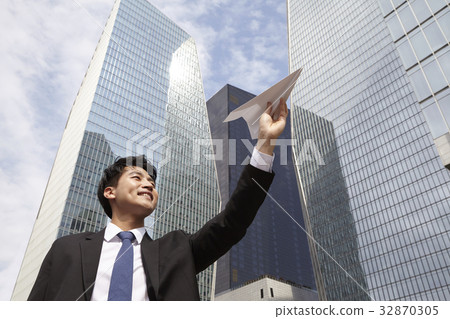 Businessman, securities company, Yeouido, Yeongdeungpo-gu, Seoul 32870305