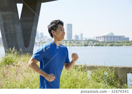 Sports, Jogging, Hangang, Seoul 32870341