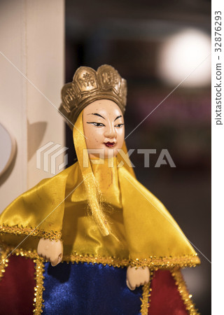 Puppet show 32876293