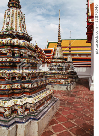 part of Wat Phra Kaeo temple part of Wat Phra Kaeo temple 32876340