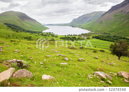 Lake District National Park, Northern England 32878598