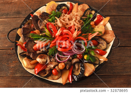 Stewed meat and vegetables on lavash Stewed meat and vegetables on lavash 32878695