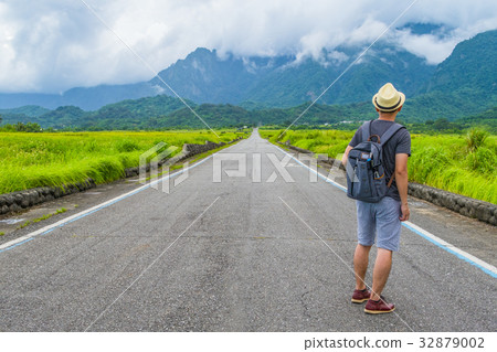 旅客與道路 旅客與道路 32879002