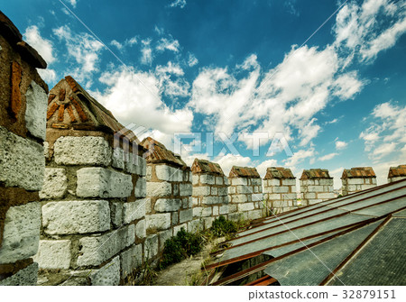 Battlements of the Yedikule castle in Istanbul 32879151