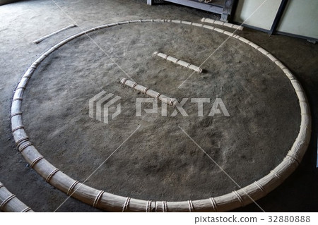 天國無能雷霆閃電Uemon出生地的地球 天國無能雷霆閃電Uemon出生地的地球 32880888