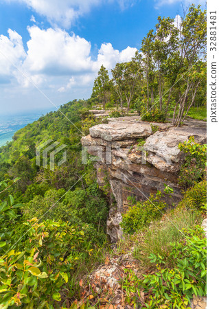 Mor Hin Khao national park 32881481