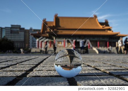Chiang Kai-shek Memorial Hall 32882901